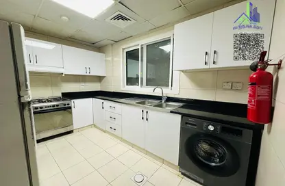 Apartment - 2 Bedrooms - 2 Bathrooms for rent in Al Mina Building - Al Rawda 2 - Al Rawda - Ajman