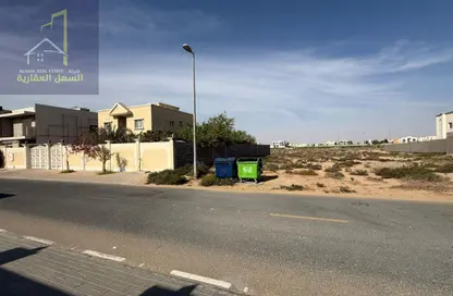 أرض - استوديو للبيع في الطي شرق - السيوح - الشارقة