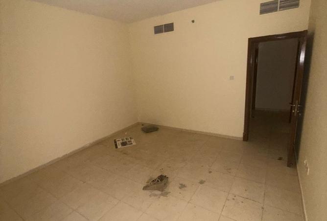 15320193 - Property Main Image