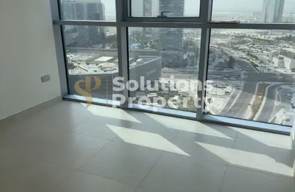 شقة - 2 غرف نوم - 2 حمامات للايجار في راديانت سكوير - مدينة الأضواء - جزيرة الريم - أبوظبي شقة - 2 غرف نوم - 2 حمامات للايجار في راديانت سكوير - مدينة الأضواء - جزيرة الريم - أبوظبي