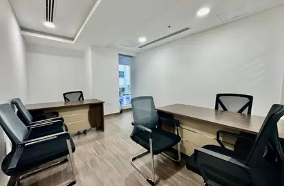 Office Space - Studio - 4 Bathrooms for rent in Hamdan Street - Abu Dhabi