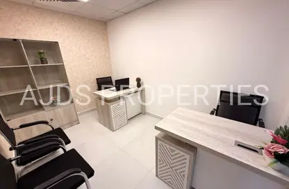 Office Space - Studio - 1 Bathroom for rent in Silver Home Building - Hor Al Anz - Deira - Dubai