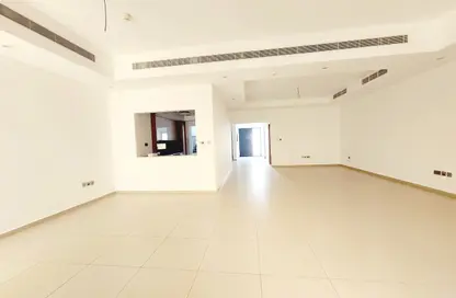 Villa - 4 Bedrooms - 6 Bathrooms for rent in Al Barsha 1 - Al Barsha - Dubai
