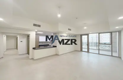 Apartment - 2 Bedrooms - 4 Bathrooms for rent in Al Dana - Al Raha Beach - Abu Dhabi