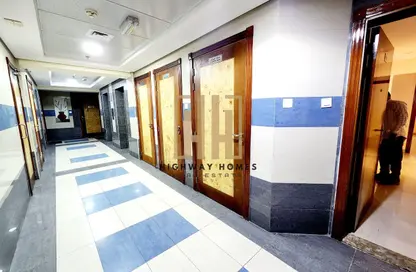 شقة - غرفة نوم - 1 حمام للايجار في شارع 20 - النهدة - الشارقة شقة - غرفة نوم - 1 حمام للايجار في شارع 20 - النهدة - الشارقة