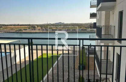 Apartment - Studio - 1 Bathroom for sale in Waters Edge - Yas Island - Abu Dhabi