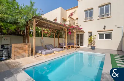 فيلا - 2 غرف نوم - 3 حمامات للايجار في الينابيع 7 - الينابيع - دبي فيلا - 2 غرف نوم - 3 حمامات للايجار في الينابيع 7 - الينابيع - دبي