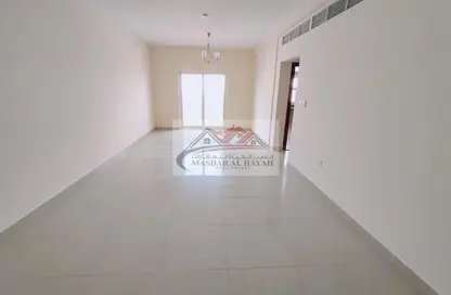 Apartment - 2 Bedrooms - 2 Bathrooms for rent in Muwaileh 29 Building - Muwaileh - Sharjah