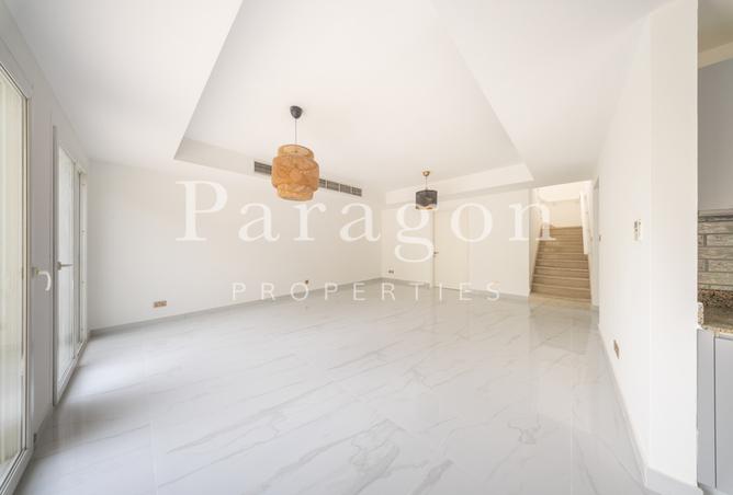 14741286 - Property Image 3