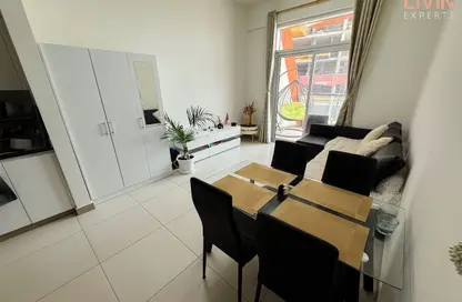 Apartment - 1 Bedroom - 2 Bathrooms for rent in Binghatti Gateway - Al Jaddaf - Dubai