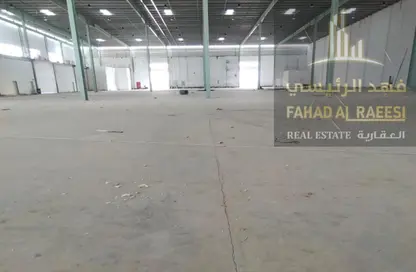 مستودع - استوديو - 1 حمام للايجار في أم الثعوب - أم القيوين