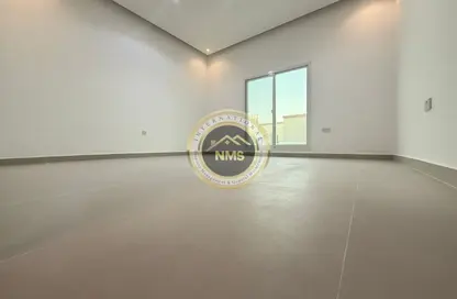 Apartment - 1 Bedroom - 1 Bathroom for rent in Sultan Bin Zayed the First Street - Muroor Area - Abu Dhabi