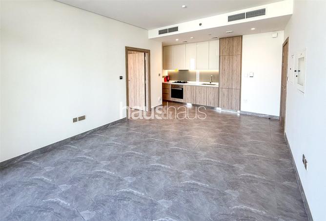 15333000 - Property Image 3