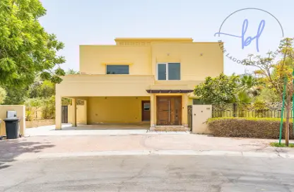 Villa - 4 Bedrooms - 5 Bathrooms for sale in Meadows 9 - Meadows - Dubai