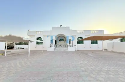 Villa - 4 Bedrooms - 6 Bathrooms for rent in Al Ragayeb - Al Towayya - Al Ain