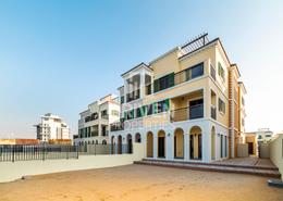 Villa - 4 bedrooms - 6 bathrooms for rent in Sur La Mer - La Mer - Jumeirah - Dubai