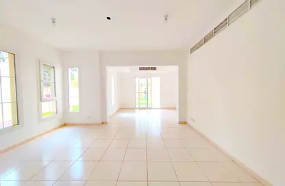 Villa - 3 Bedrooms - 3 Bathrooms for rent in Springs 4 - The Springs - Dubai