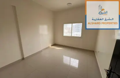 شقة - 2 غرف نوم - 2 حمامات للايجار في مساكن كورنيش عجمان - طريق كورنيش عجمان - عجمان
