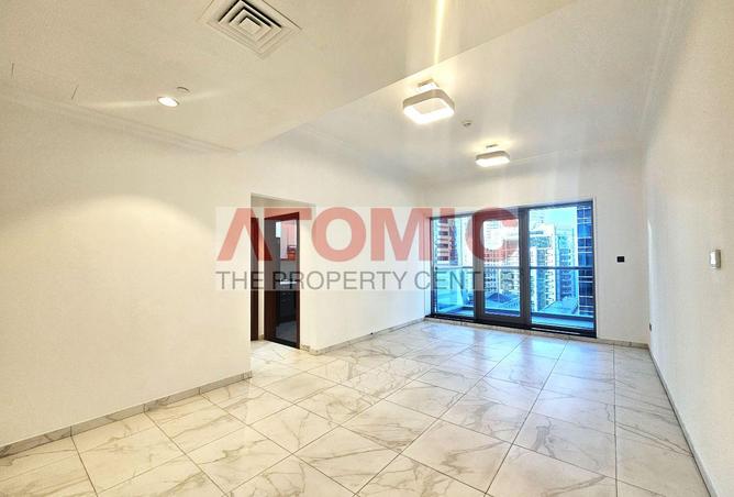Open View, Close Kitchen, Best Quality