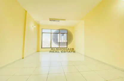 شقة - 2 غرف نوم - 2 حمامات للايجار في منطقة المرور - أبوظبي