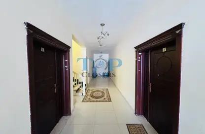 شقة - 2 غرف نوم - 2 حمامات للايجار في بيدا بن عمار - اشارج - العين