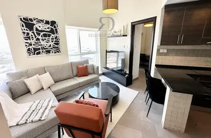 شقة - 2 غرف نوم - 2 حمامات للايجار في الجسر - مدينة دبي الرياضية - دبي