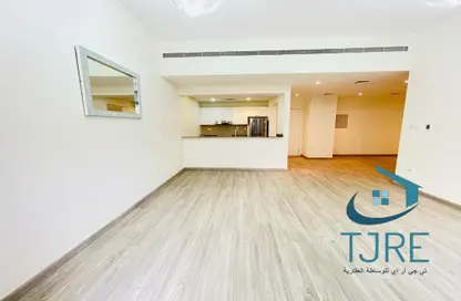 Apartment - 3 Bedrooms - 2 Bathrooms for sale in Al Ghaf 4 - Al Ghaf - Greens - Dubai