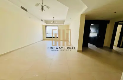 Apartment - 2 Bedrooms - 3 Bathrooms for rent in Al Mamzar Tower - Al Mamzar - Sharjah - Sharjah