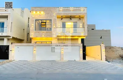 Villa - 5 Bedrooms - 7 Bathrooms for sale in Al Amira Village - Al Yasmeen - Ajman