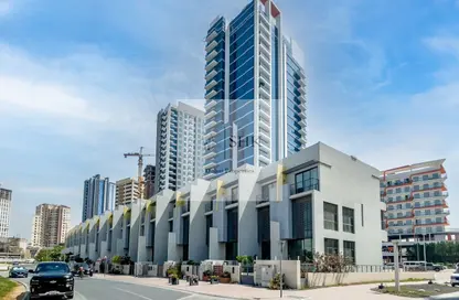 Apartment - 3 Bedrooms - 2 Bathrooms for rent in Binghatti Crest - Jumeirah Village Circle - Dubai