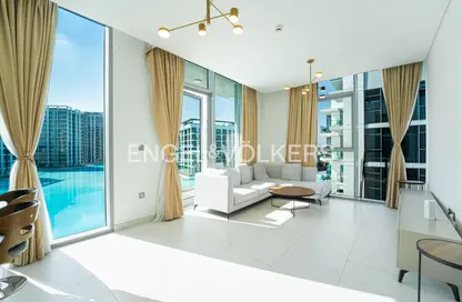 Living Room image for: Apartment - 1 Bedroom - 2 Bathrooms for rent in The Residences at District One - Mohammed Bin Rashid City - Dubai, Image 1
