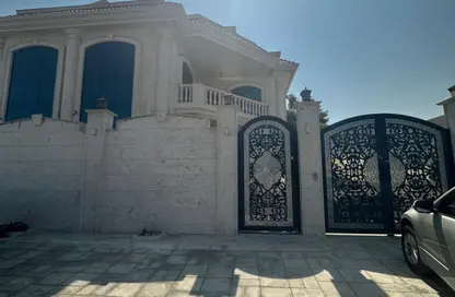 Villa - 7 Bedrooms - 7+ Bathrooms for rent in Khuzam - Ras Al Khaimah
