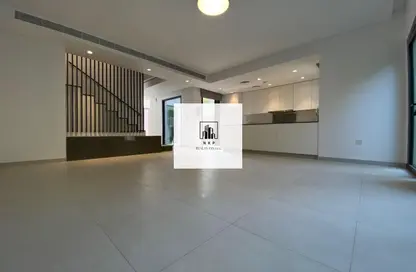 تاون هاوس - 3 غرف نوم - 4 حمامات للايجار في سراب 2 - الجادة - الشارقة