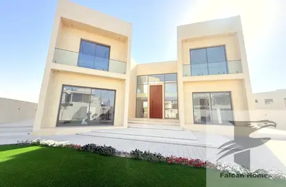 Villa - 5 Bedrooms - 6 Bathrooms for rent in Nad Al Sheba 2 - Nad Al Sheba - Dubai