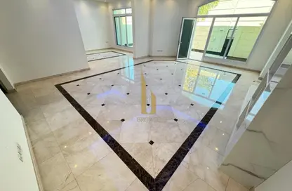 Villa - 5 Bedrooms - 5 Bathrooms for rent in Umm Suqeim 2 Villas - Umm Suqeim 2 - Umm Suqeim - Dubai