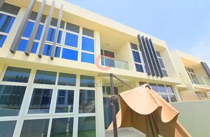 Apartment - 3 Bedrooms - 5 Bathrooms for rent in Centaury - The Roots DAMAC Hills 2 - Damac Hills 2 - Dubai