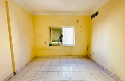 Apartment - 1 Bedroom - 1 Bathroom for rent in Al Qulaya'ah - Al Sharq - Sharjah