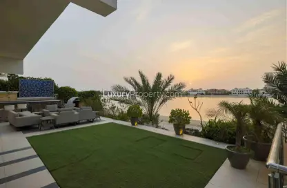Villa - 4 Bedrooms - 6 Bathrooms for rent in Garden Homes Frond D - Garden Homes - Palm Jumeirah - Dubai
