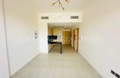 Apartment - 1 Bedroom - 2 Bathrooms for rent in Binghatti Rose - Jumeirah Village Circle - Dubai