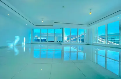 Apartment - 3 Bedrooms - 4 Bathrooms for rent in New Emi State Tower - Airport Road - Abu Dhabi