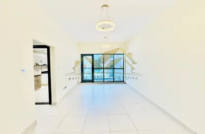 Apartment - 2 Bedrooms - 3 Bathrooms for rent in Jumeirah Garden City - Al Satwa - Dubai