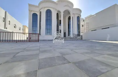 Villa - 6 Bedrooms - 7 Bathrooms for rent in Madinat Al Riyad - Abu Dhabi