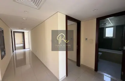 فيلا - 5 غرف نوم - 6 حمامات للبيع في أبتاون الزاهية - الزاهية - تجارية مويلح - الشارقة