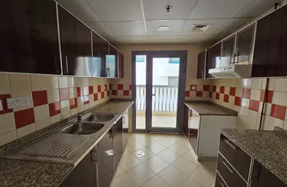 Apartment - 2 Bedrooms - 2 Bathrooms for rent in Dar Al Majaz - Jamal Abdul Nasser Street - Al Majaz - Sharjah