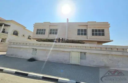 Villa - 4 Bedrooms - 6 Bathrooms for rent in Al Hooshi Villas - Hoshi - Al Badie - Sharjah Villa - 4 Bedrooms - 6 Bathrooms for rent in Al Hooshi Villas - Hoshi - Al Badie - Sharjah
