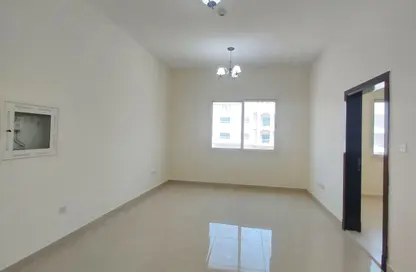 Apartment - 1 Bedroom - 2 Bathrooms for rent in MOJ Building - Al Warqa'a 1 - Al Warqa'a - Dubai