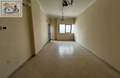 Apartment - 2 Bedrooms - 2 Bathrooms for rent in Al Mujarrah - Al Sharq - Sharjah