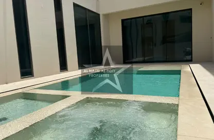Villa - 5 Bedrooms - 6 Bathrooms for rent in Al Barsha South 2 - Al Barsha South - Al Barsha - Dubai