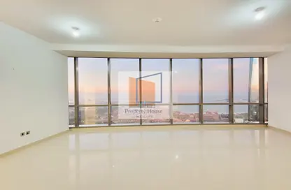 Empty Room image for: Apartment - 2 Bedrooms - 3 Bathrooms for rent in Etihad Tower 2 - Etihad Towers - Corniche Road - Abu Dhabi, Image 1