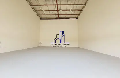 مستودع - استوديو - 1 حمام للايجار في الصجعة الصناعية - آلصجعه - الشارقة